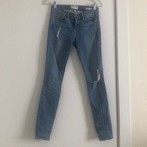 Like new Frame Le Skinny de Jeanne jeans